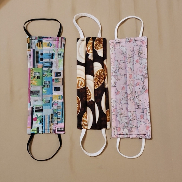 Accessories - 3 double layered washable graphic face masks